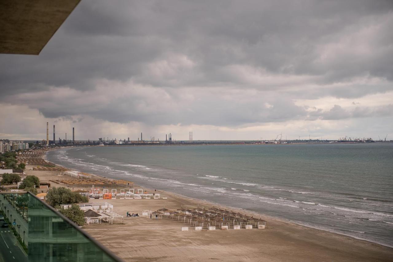 Luxury Promenada Apartment - Frontal Beachfront Mamaia Nord Năvodari Exterior foto